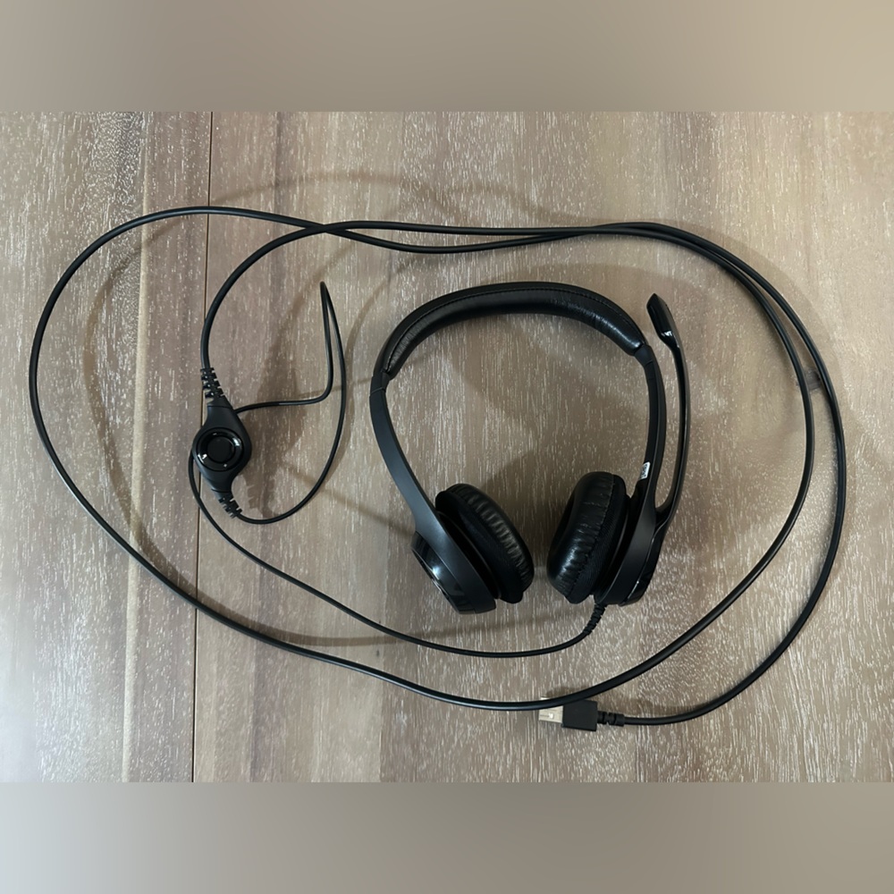 Logitech H390 Wired Headset for PC/Laptop with Noise Canceling Microphone USB-A - Picture 3 of 3
